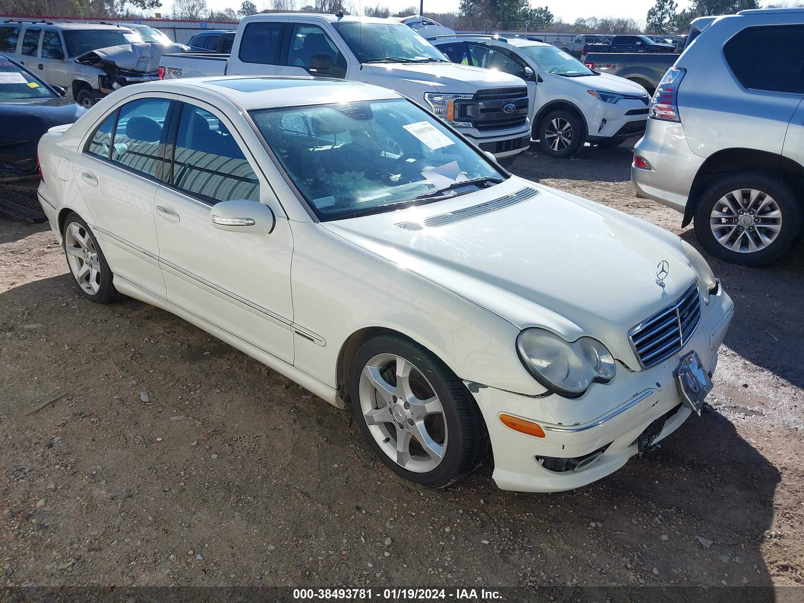 MERCEDES-BENZ C-KLASSE 2007 wdbrf52hx7f872956