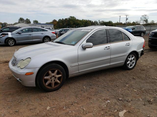 MERCEDES-BENZ C-CLASS 2002 wdbrf61j12f260342