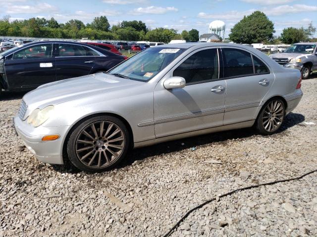 MERCEDES-BENZ C 240 2002 wdbrf61j12f279909