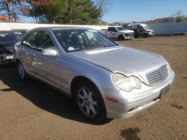 MERCEDES-BENZ 240-CLASS 2003 wdbrf61j23e012205