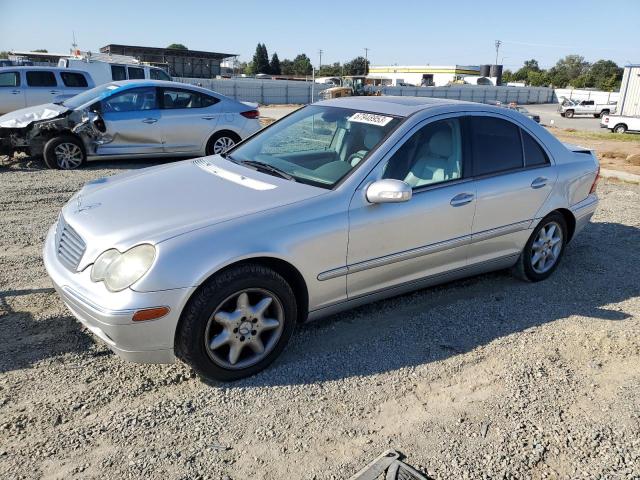 MERCEDES-BENZ C 240 2002 wdbrf61j32f200174