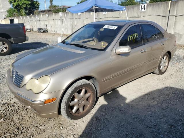 MERCEDES-BENZ C-CLASS 2002 wdbrf61j32f261606