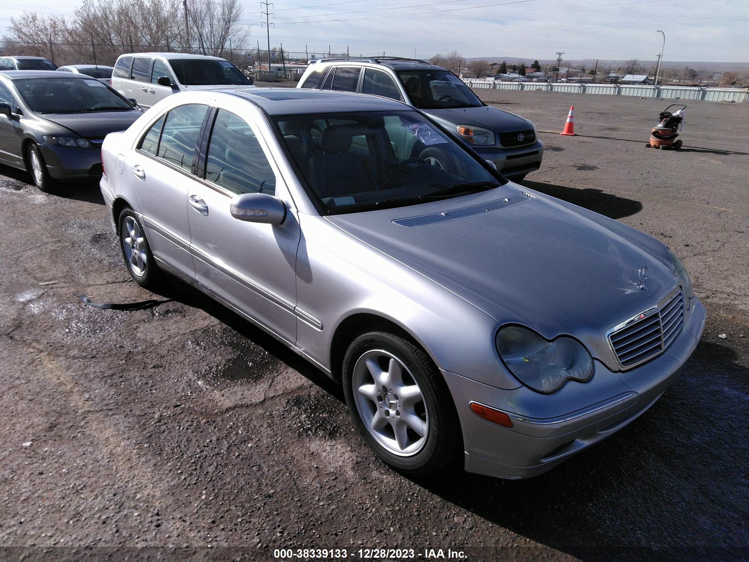 MERCEDES-BENZ C-KLASSE 2004 wdbrf61j44f518176