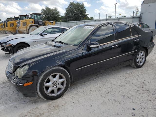 MERCEDES-BENZ C-CLASS 2003 wdbrf61jx3f330390