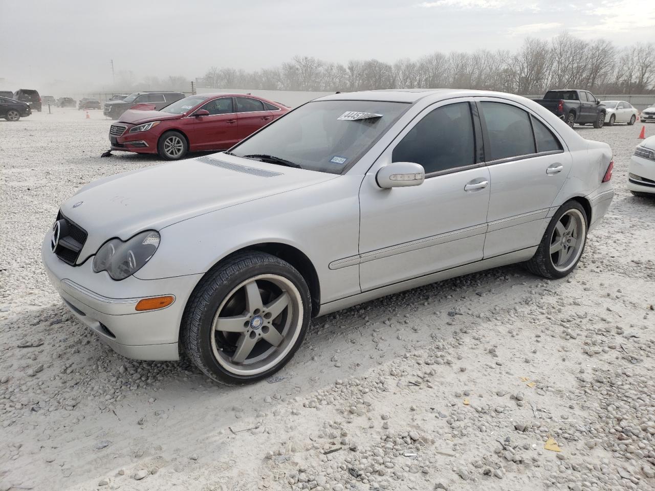 MERCEDES-BENZ C-KLASSE 2001 wdbrf64j61f113881