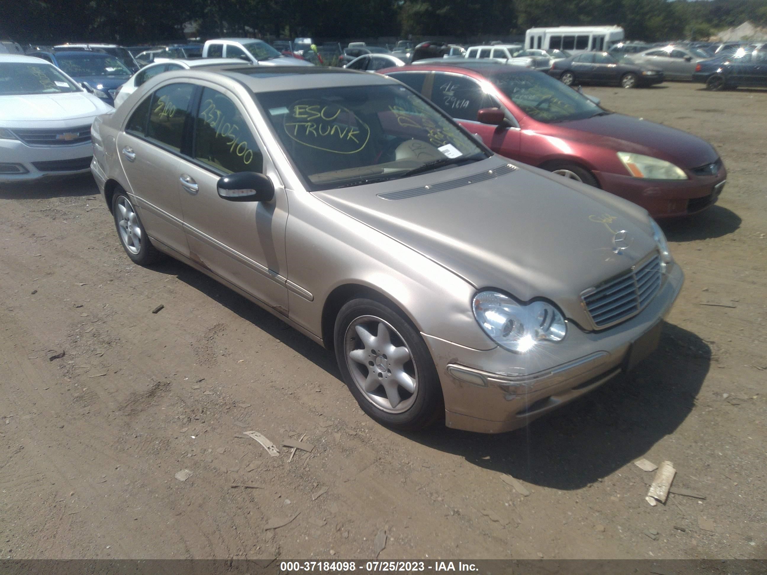 MERCEDES-BENZ C-KLASSE 2003 wdbrf64j93f357592