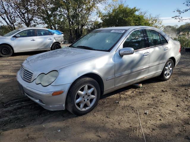 MERCEDES-BENZ C-CLASS 2003 wdbrf81jx3f403477