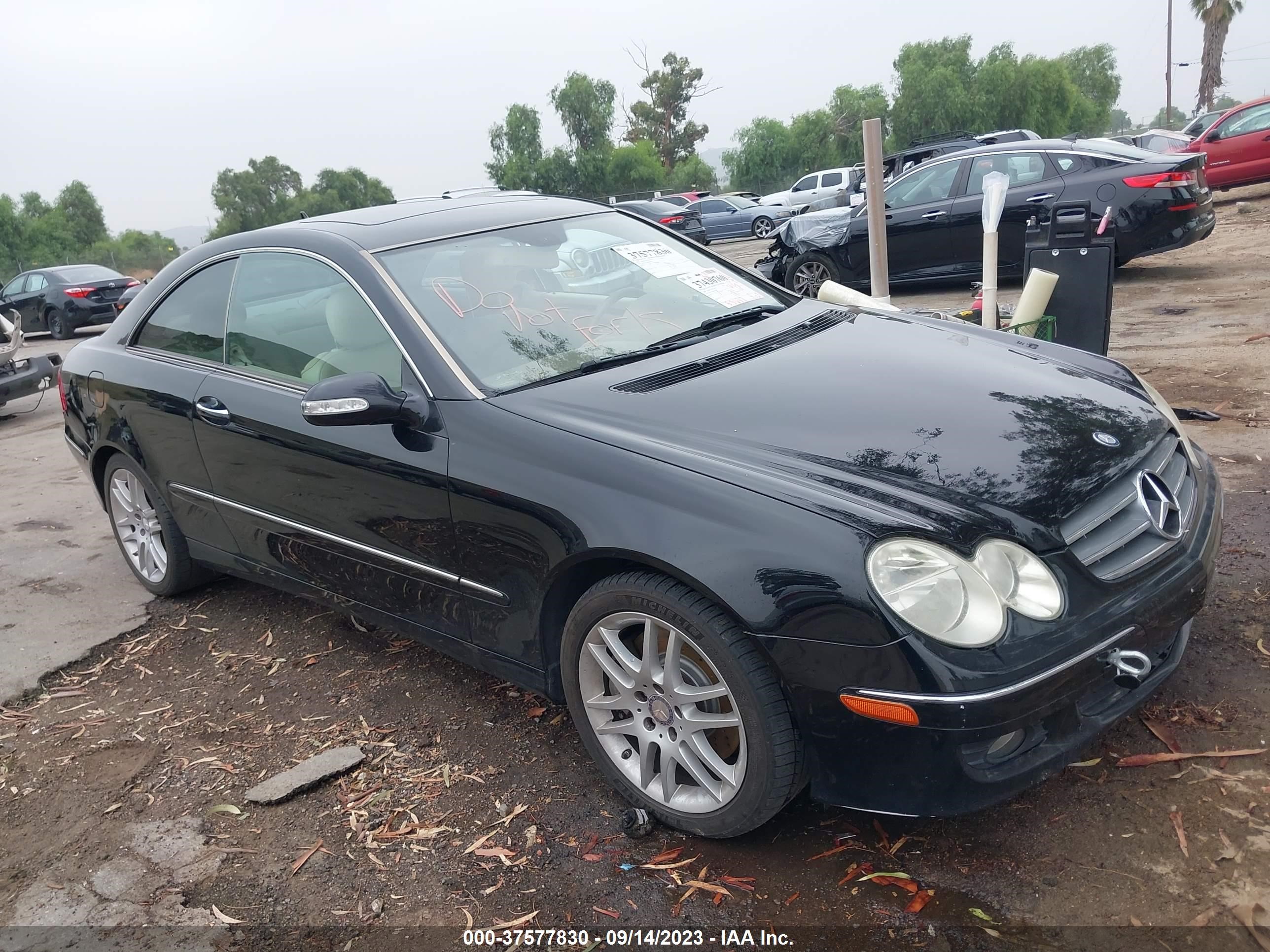 MERCEDES-BENZ CLK-KLASSE 2009 wdbtj56h39f269851