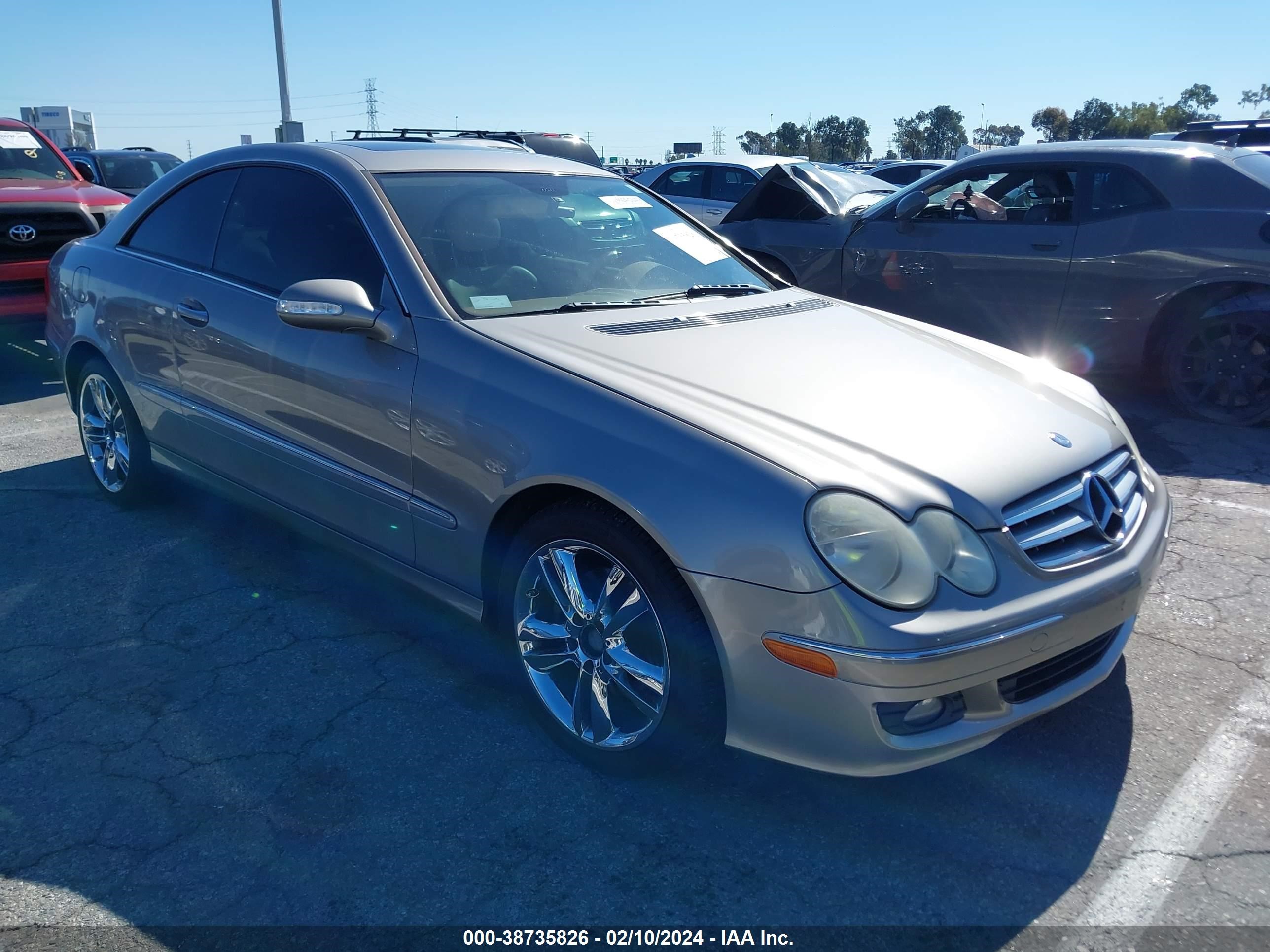 MERCEDES-BENZ CLK-KLASSE 2008 wdbtj56h58f253519