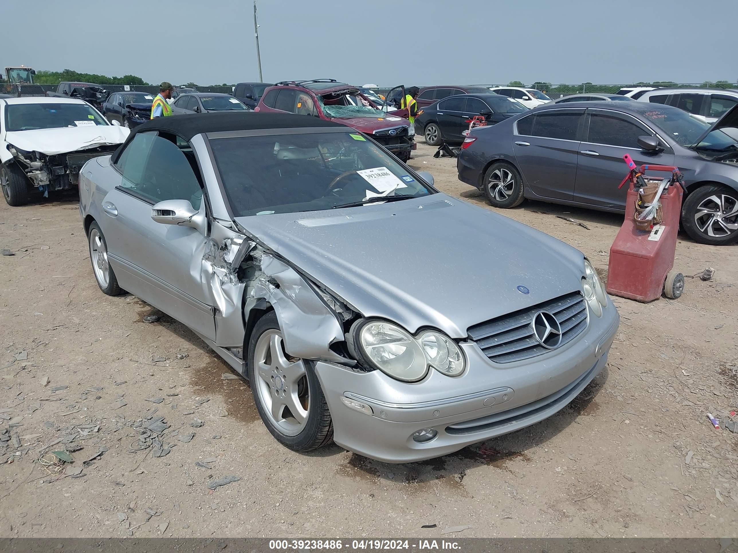 MERCEDES-BENZ CLK-KLASSE 2005 wdbtk65g15t054962