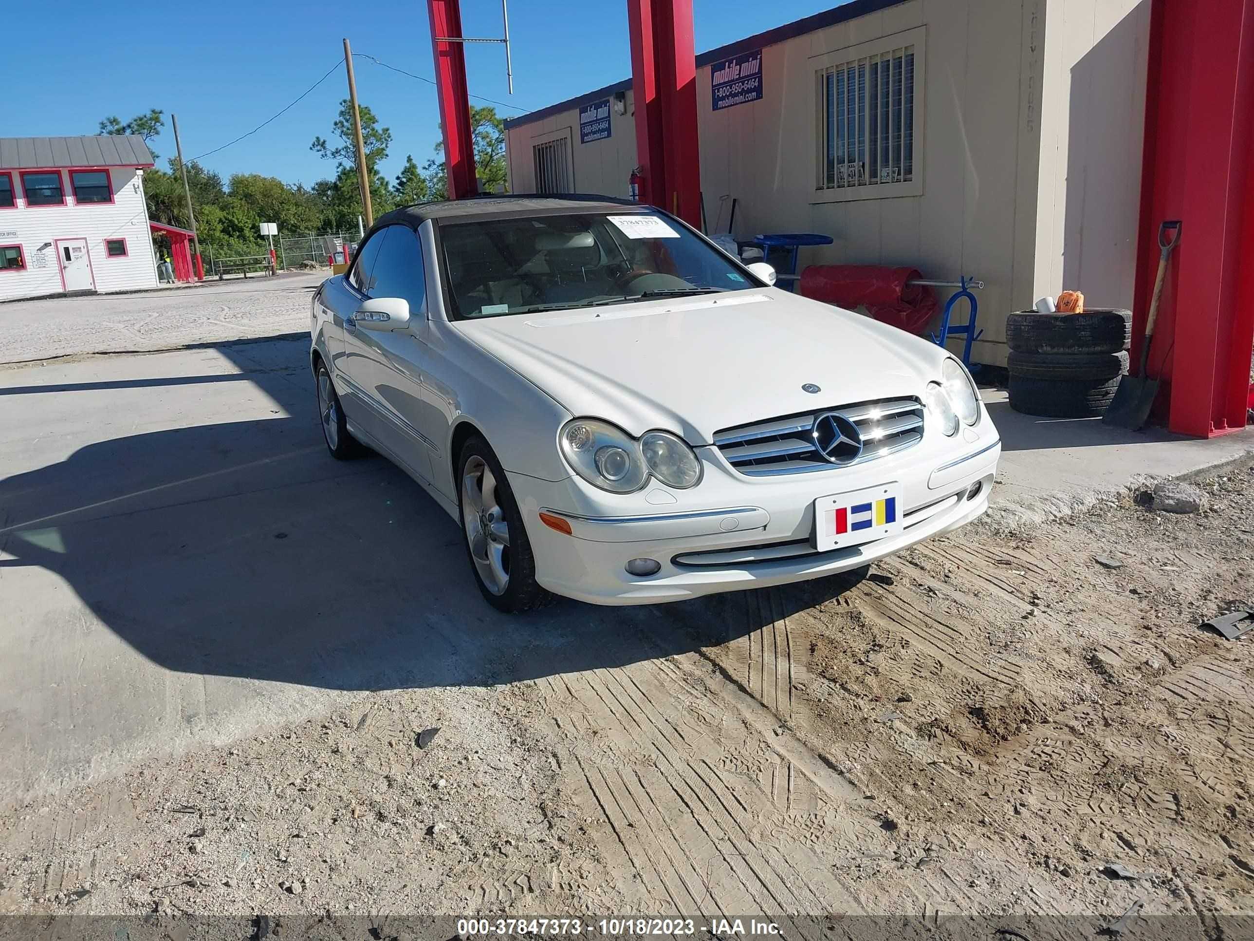 MERCEDES-BENZ CLK-KLASSE 2005 wdbtk65g25t049138