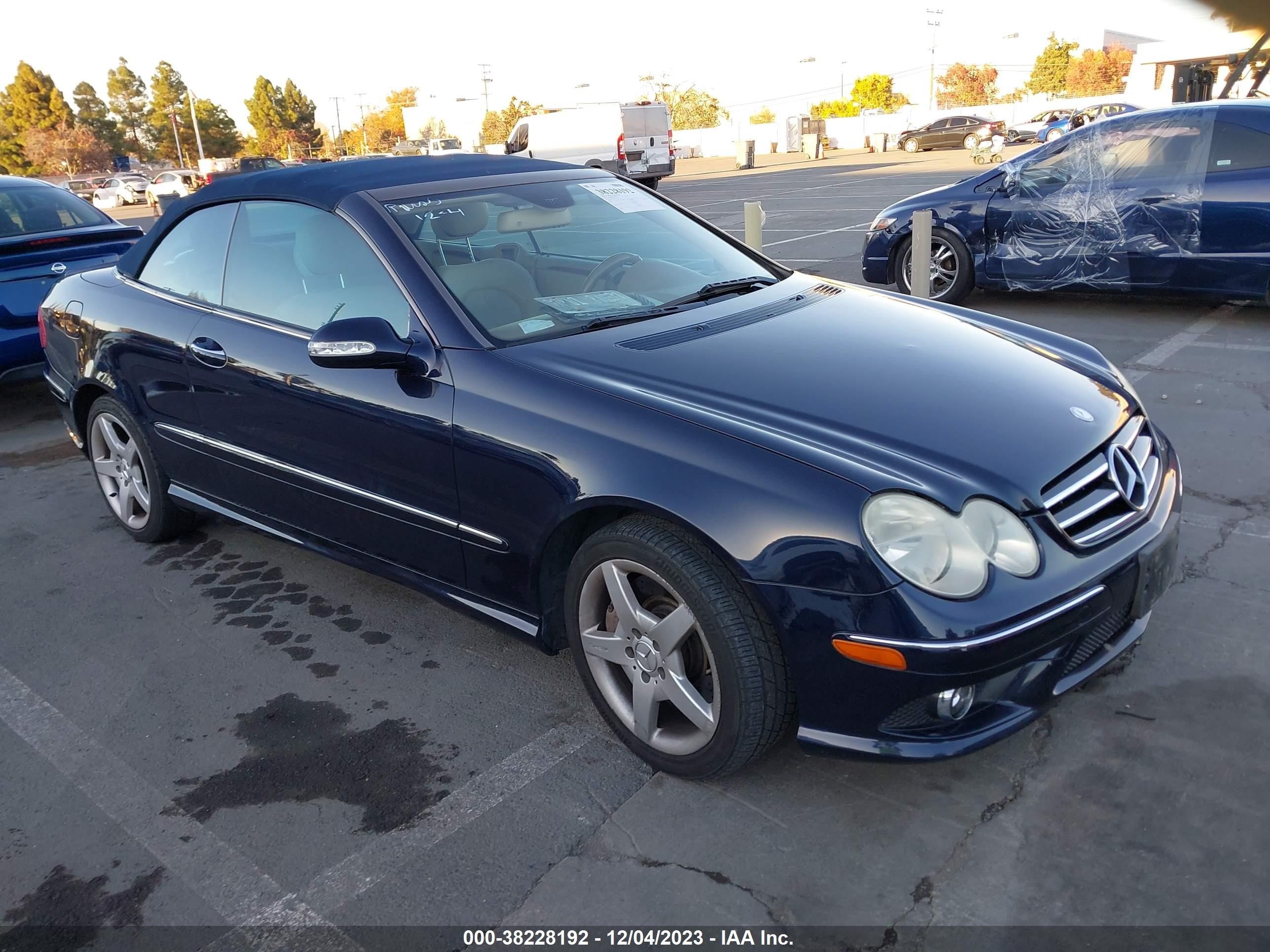 MERCEDES-BENZ CLK 550 2007 wdbtk72f17t086380