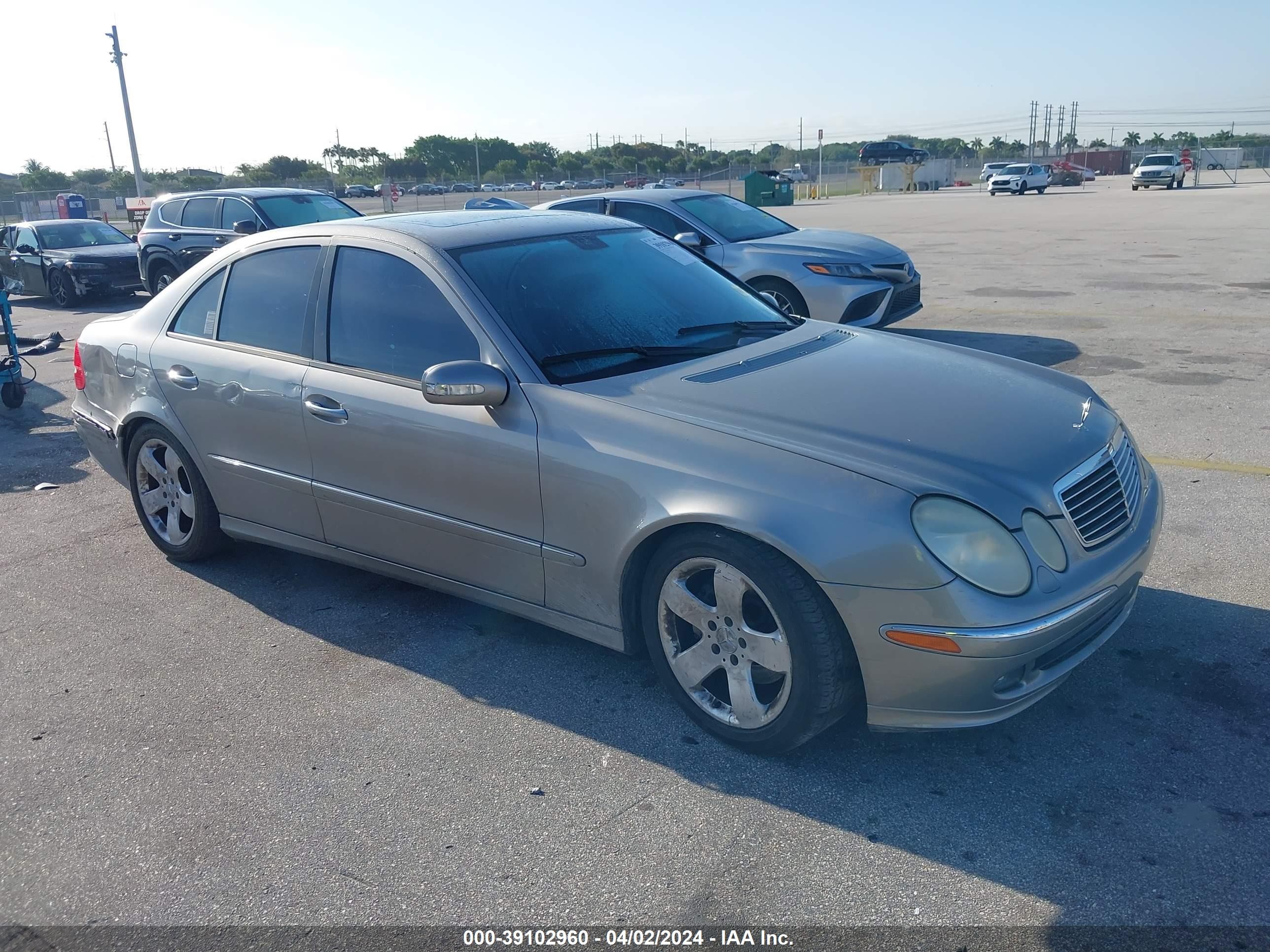 MERCEDES-BENZ NULL 2005 wdbuf70j15a647847