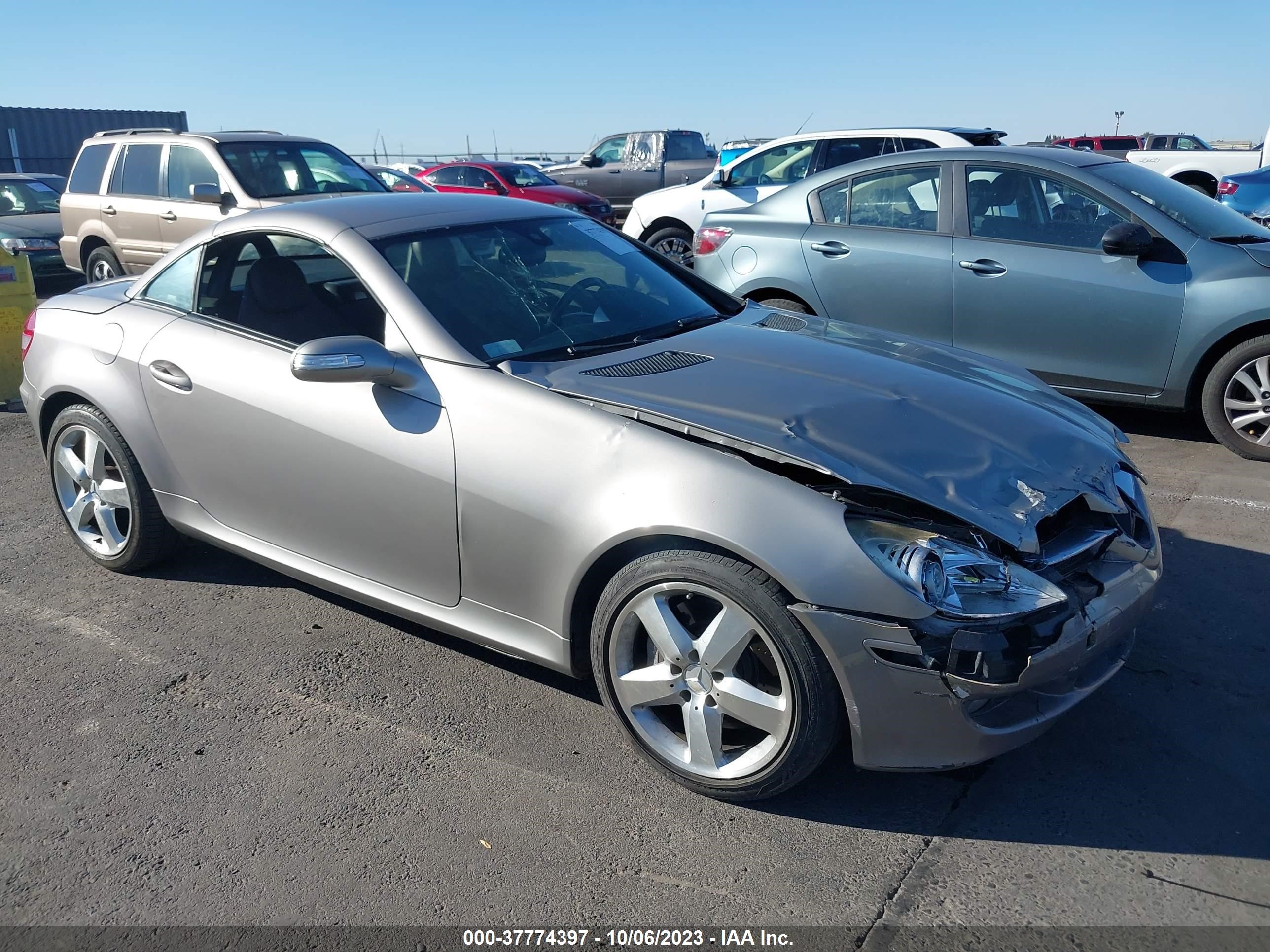 MERCEDES-BENZ SLK-KLASSE 2005 wdbwk56f05f028283