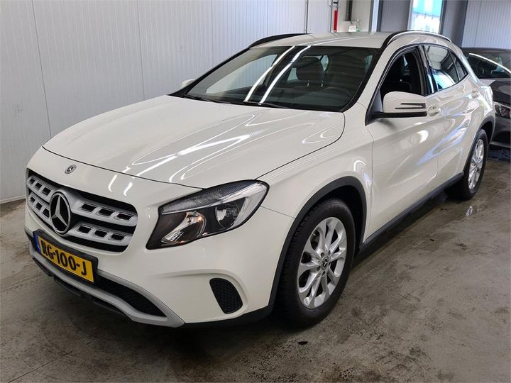 MERCEDES-BENZ GLA 180 2017 wdc1569421j464667