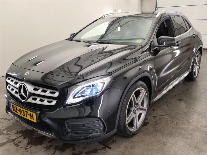 MERCEDES-BENZ GLA 2018 wdc1569421j490255