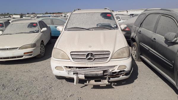 MERCEDES-BENZ ML 500 2005 wdc1631751a557028