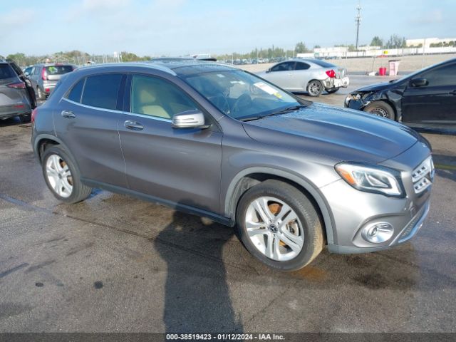 MERCEDES-BENZ NULL 2018 wdctg4eb0jj411494