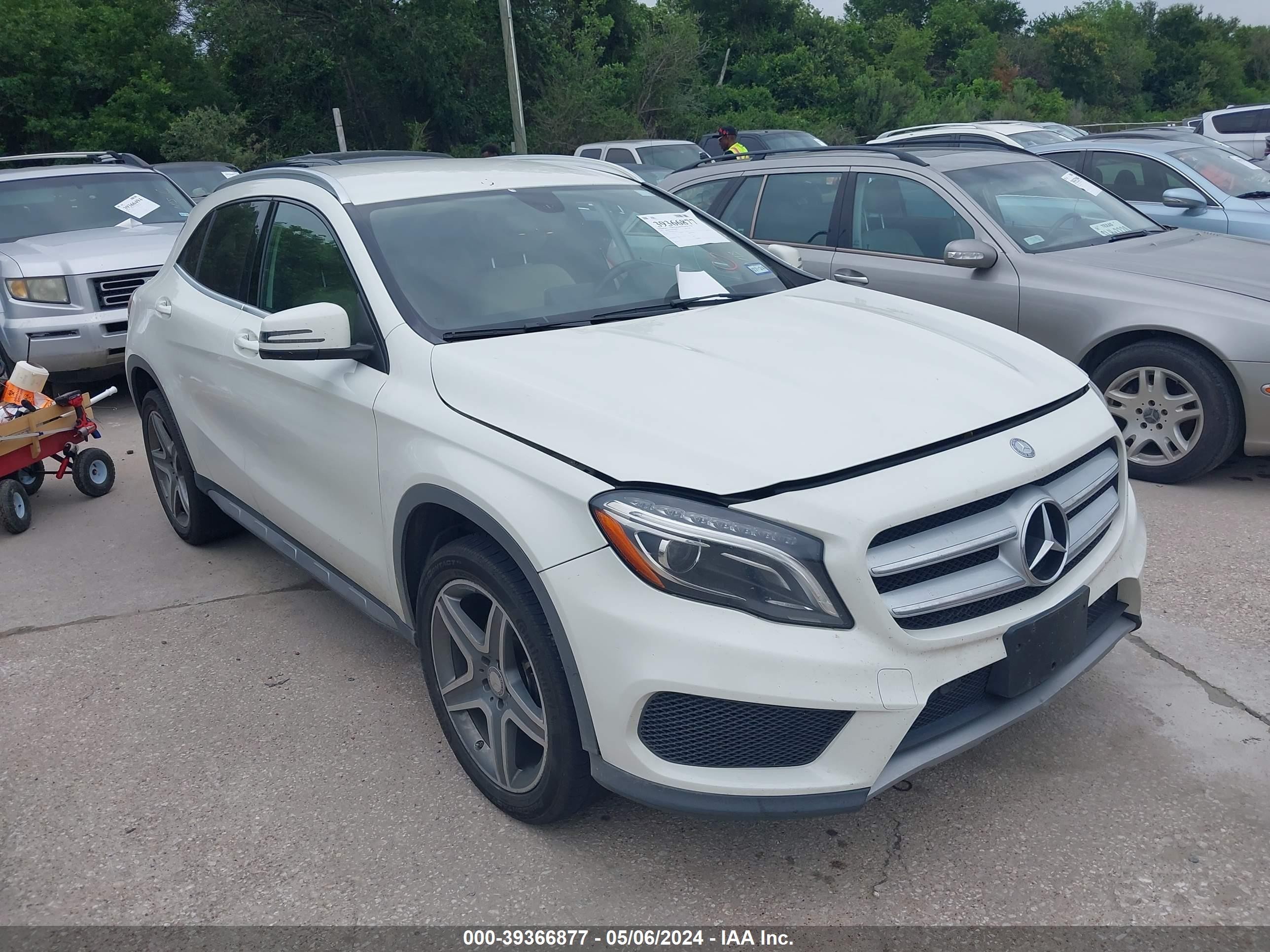 MERCEDES-BENZ GLA-KLASSE 2015 wdctg4eb2fj165779