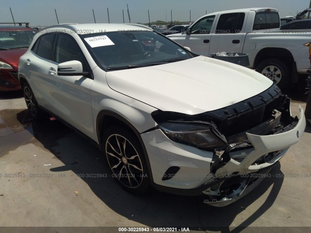 MERCEDES-BENZ GLA 2016 wdctg4eb8gj192731