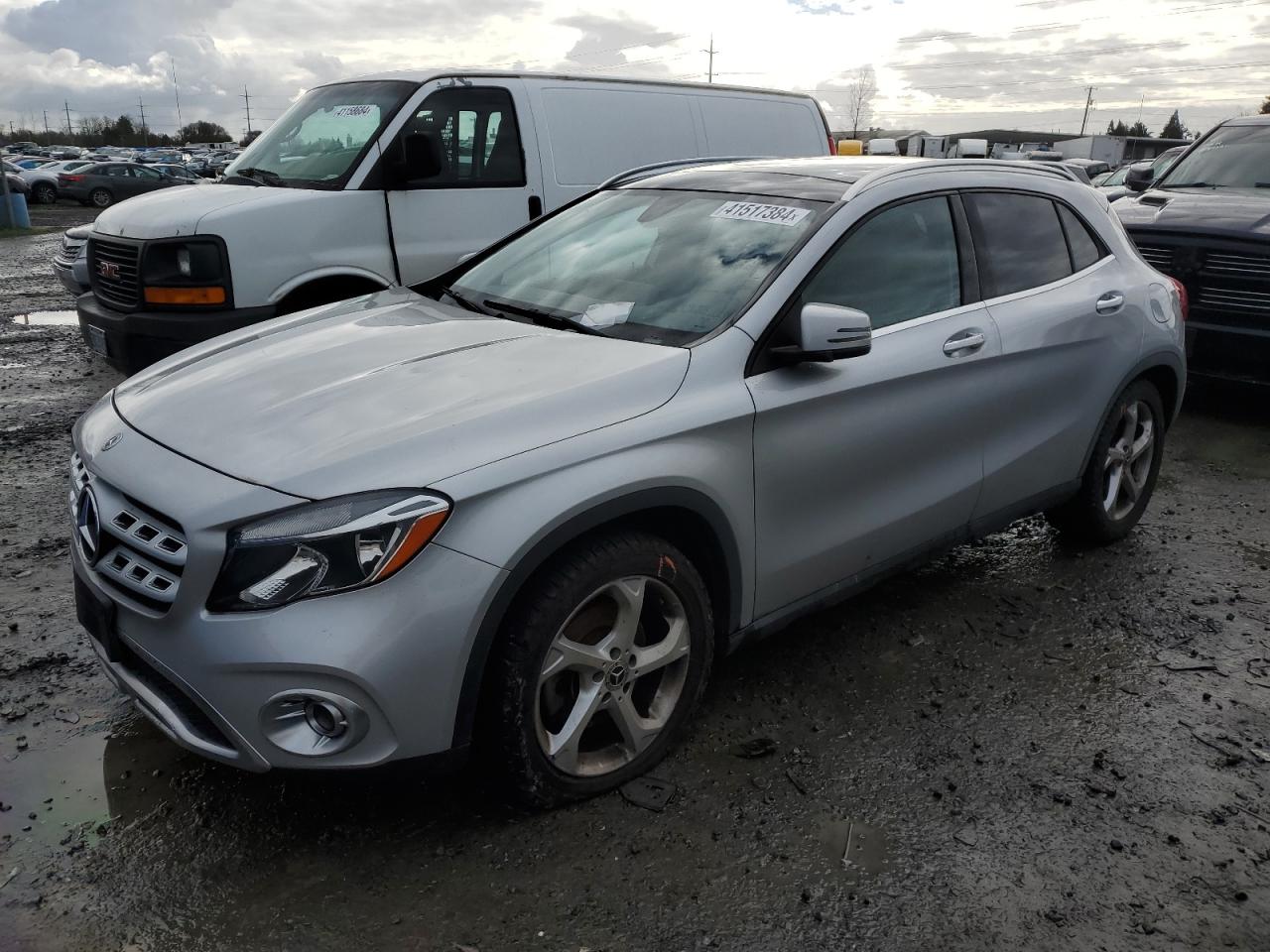 MERCEDES-BENZ GLA-KLASSE 2018 wdctg4gb1jj409301