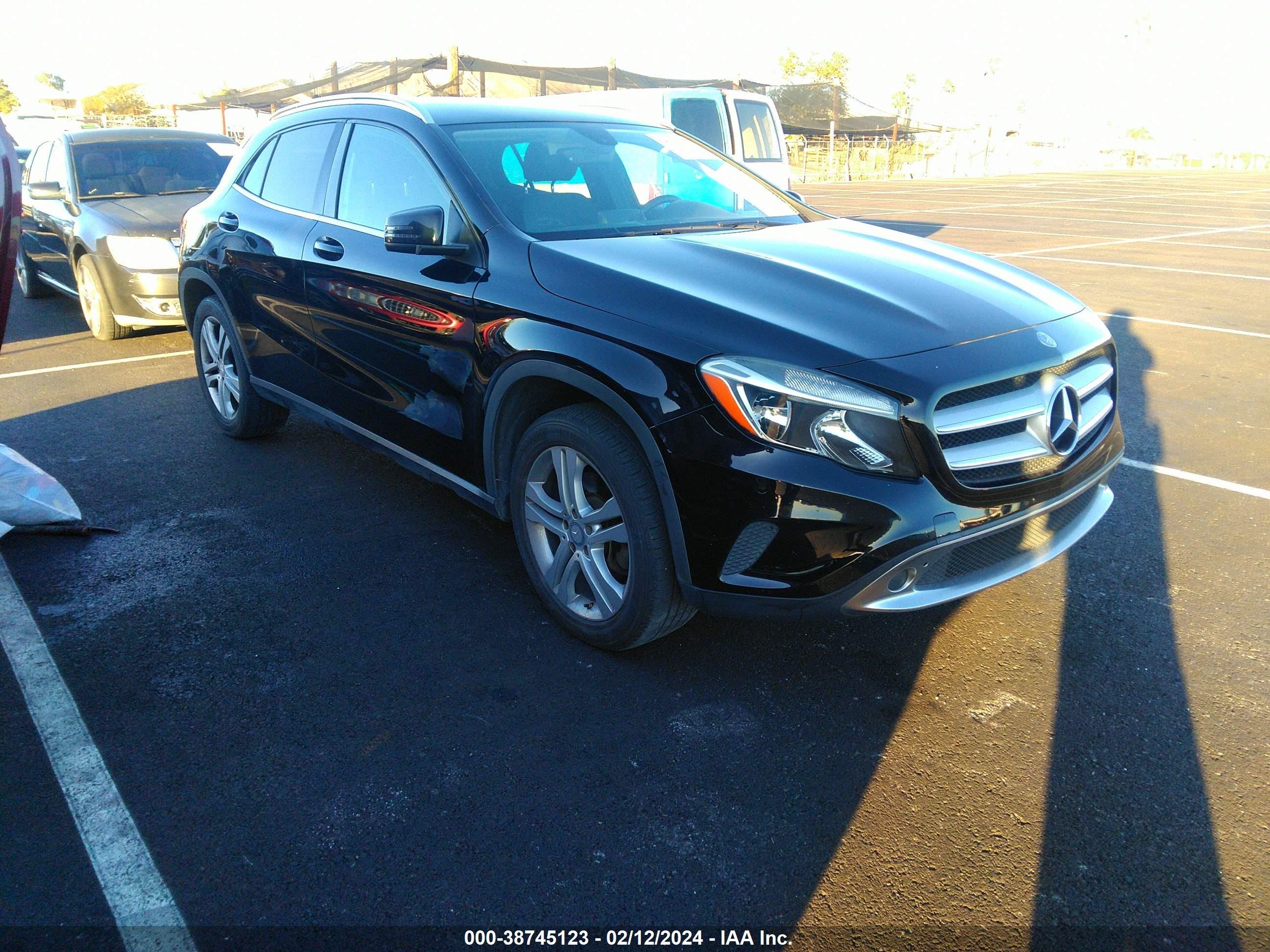 MERCEDES-BENZ GLA-KLASSE 2015 wdctg4gb3fj095562