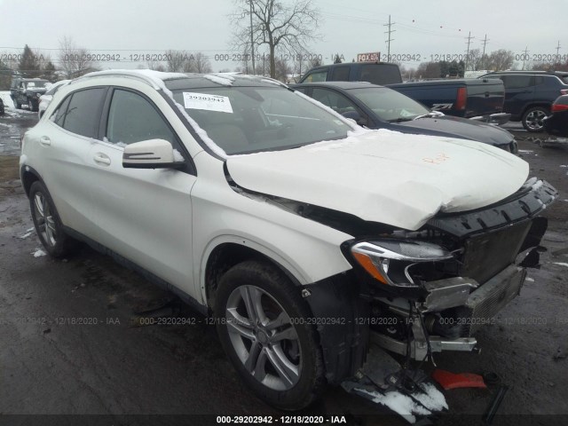 MERCEDES-BENZ GLA 2017 wdctg4gb9hj324216