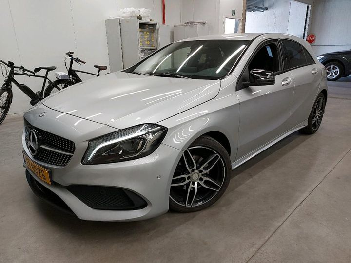 MERCEDES-BENZ A 2017 wdd1760081j574435