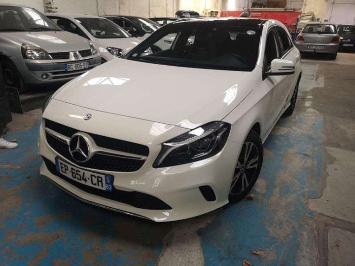 MERCEDES-BENZ CLASSE A 2017 wdd1760111j646672