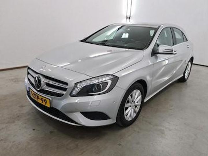 MERCEDES-BENZ A-KLASSE 2015 wdd1760121j371045