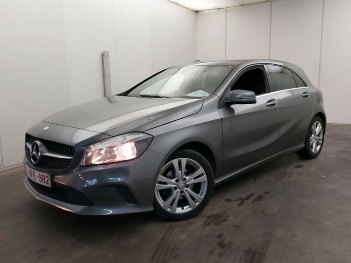 MERCEDES-BENZ A 2016 wdd1760121j476802