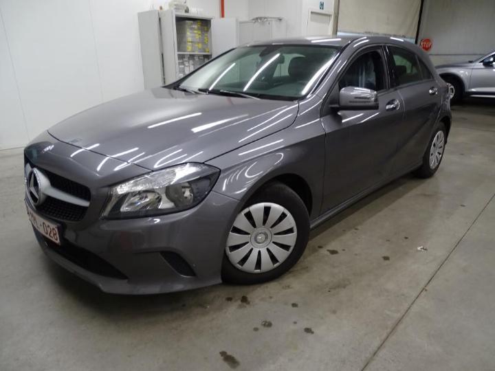 MERCEDES-BENZ A 2016 wdd1760121j512968