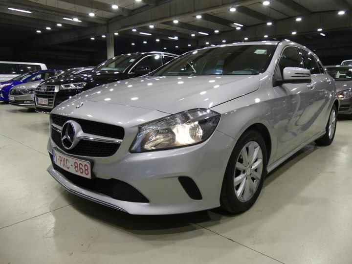 MERCEDES-BENZ A 2016 wdd1760121j525543