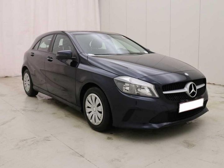 MERCEDES-BENZ A180D 2017 wdd1760121j569779