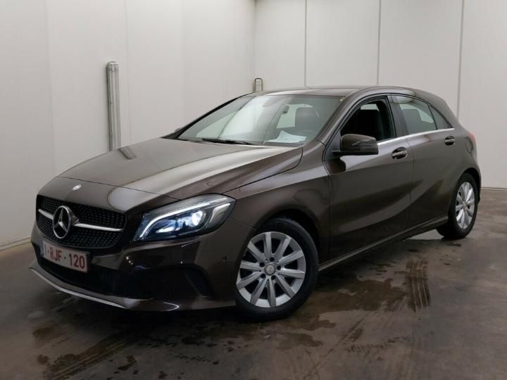 MERCEDES-BENZ A 2017 wdd1760121j574917