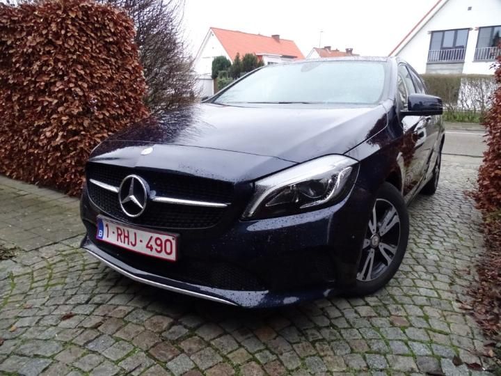 MERCEDES-BENZ A 2016 wdd1760121j576104