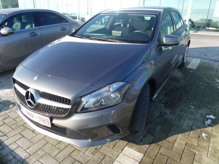 MERCEDES-BENZ A 2017 wdd1760121j582595