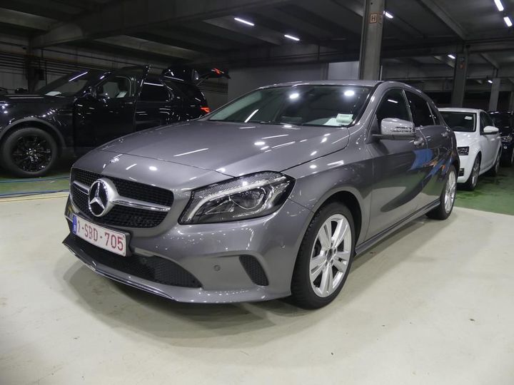 MERCEDES-BENZ A 2017 wdd1760121j585685