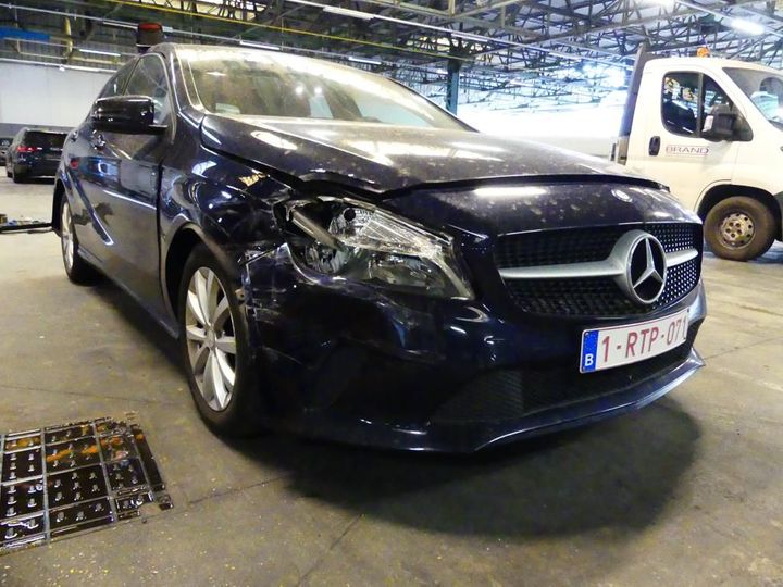 MERCEDES-BENZ A 2017 wdd1760121j586893