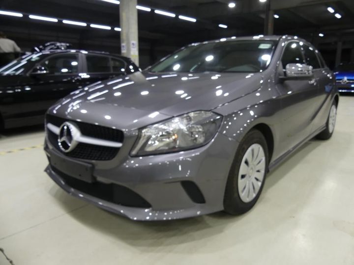 MERCEDES-BENZ A 2017 wdd1760121j587843