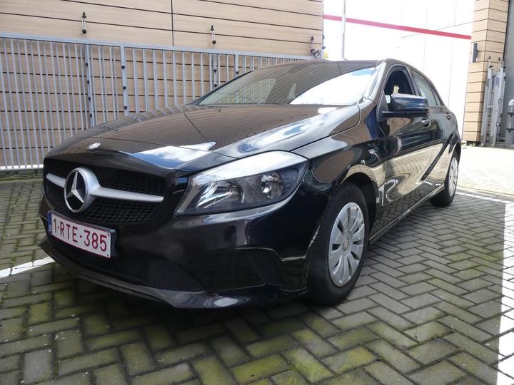 MERCEDES-BENZ A 2017 wdd1760121j590419