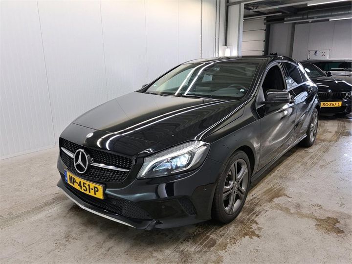 MERCEDES-BENZ A180 2017 wdd1760121j602118