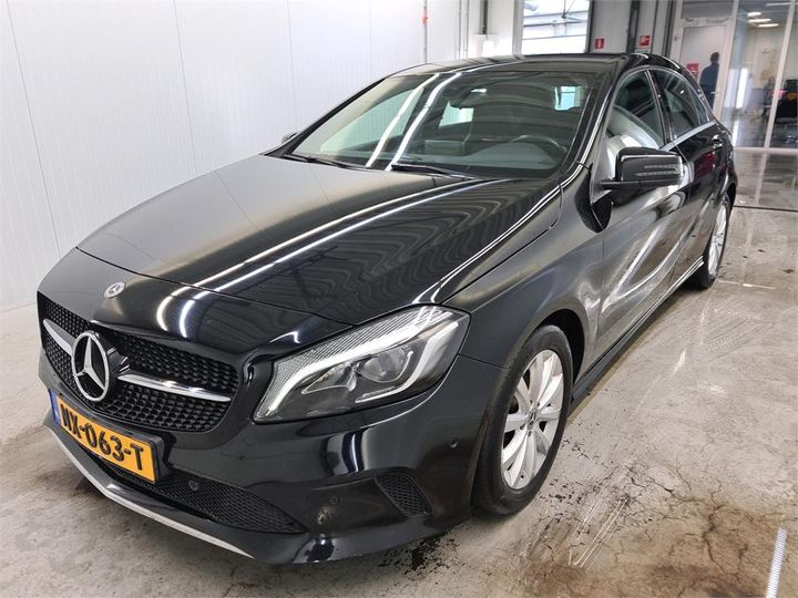 MERCEDES-BENZ A180 2017 wdd1760121j625889