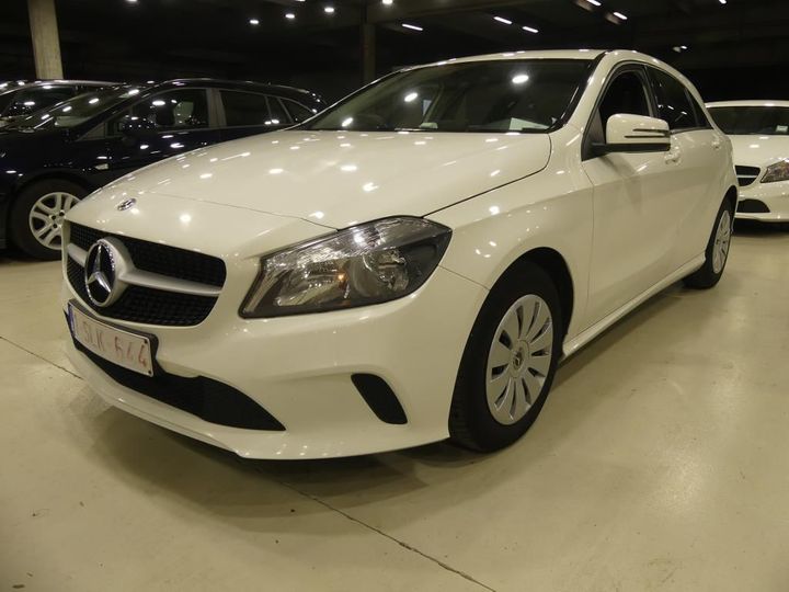 MERCEDES-BENZ A 2017 wdd1760121j638028