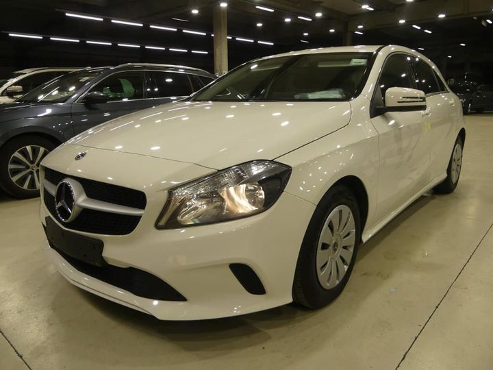 MERCEDES-BENZ A 2017 wdd1760121j638939