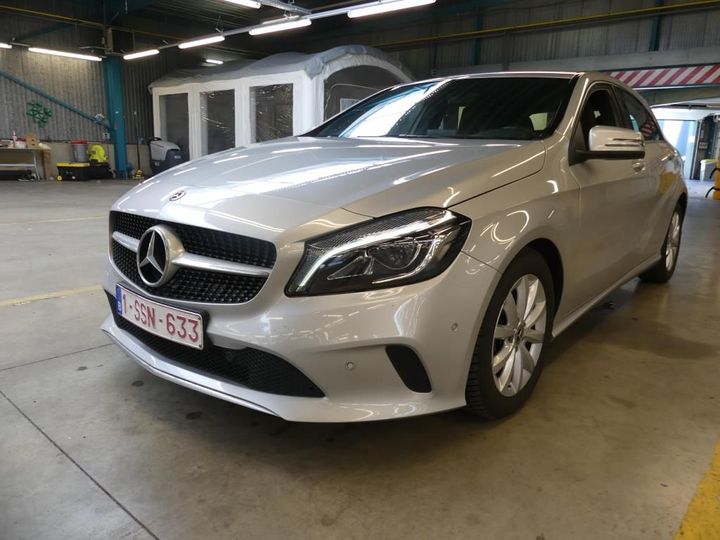 MERCEDES-BENZ A 2017 wdd1760121j645068