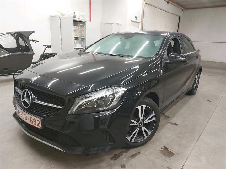 MERCEDES-BENZ A 2017 wdd1760121j650454