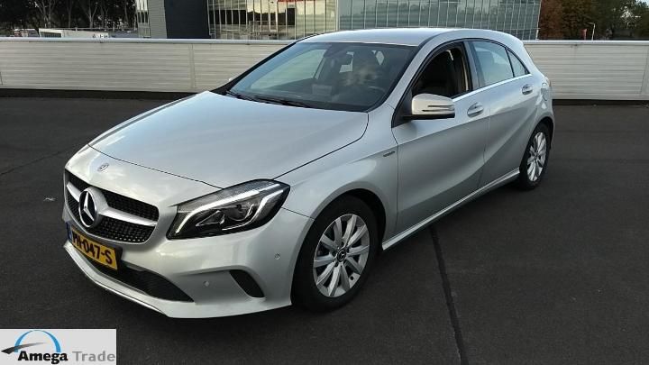 MERCEDES-BENZ A 180 D 2017 wdd1760121j650459