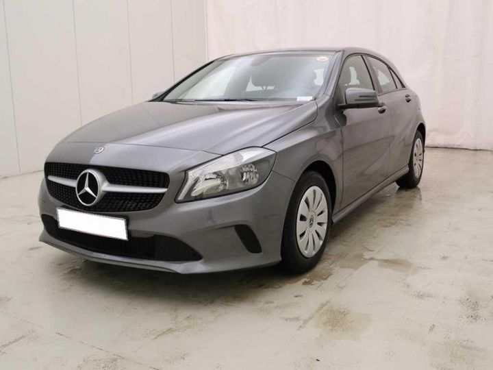 MERCEDES-BENZ A180 2017 wdd1760121j665442