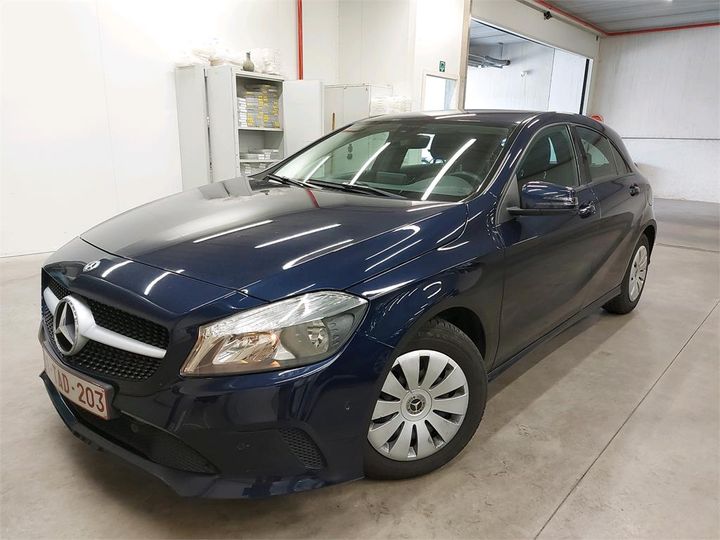 MERCEDES-BENZ A 2017 wdd1760121j679564